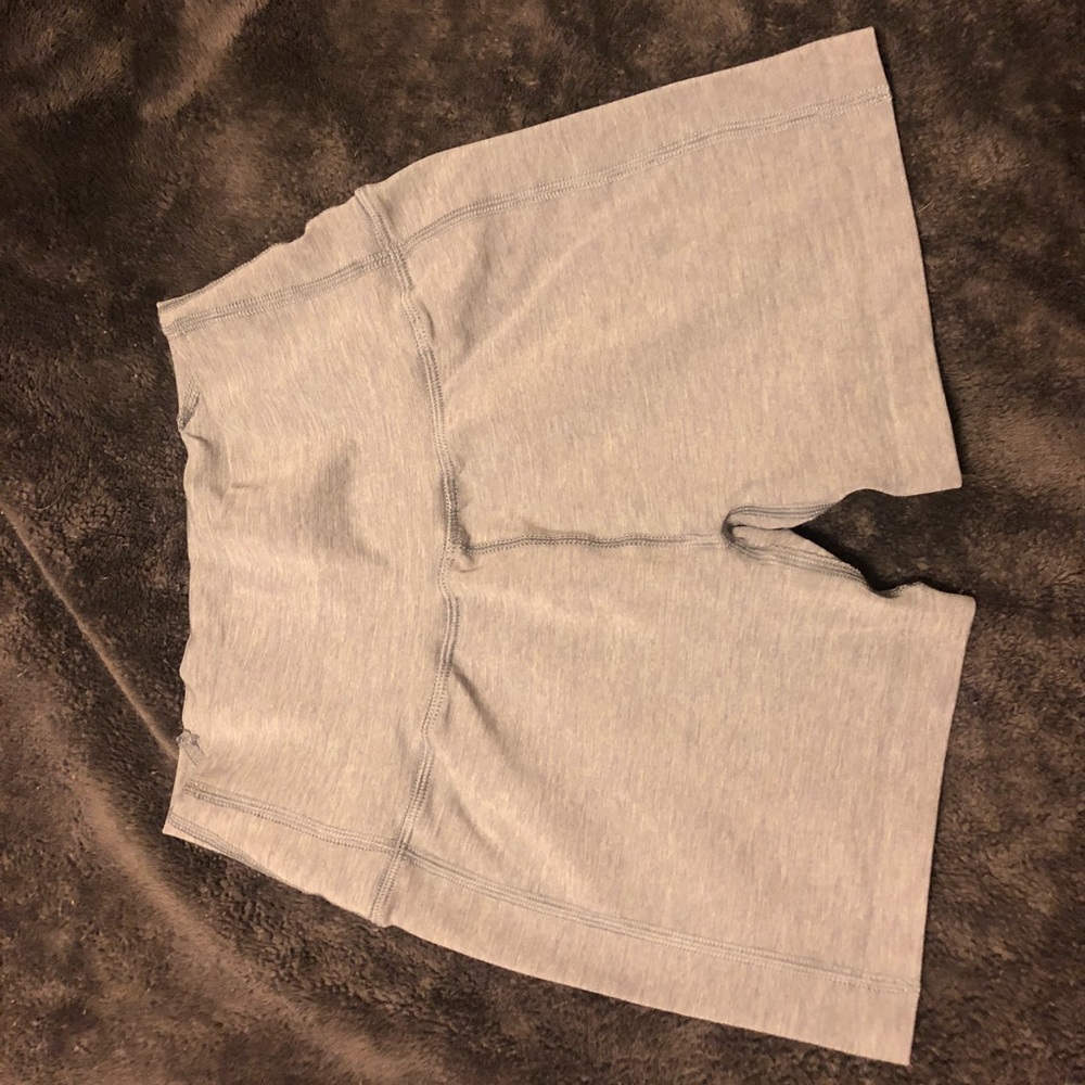 🖤SOLD🖤 NWOT REVIVAL SHORTS